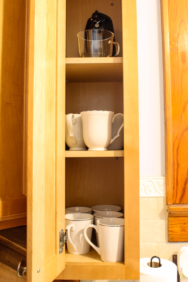 Kitchen - View 13
