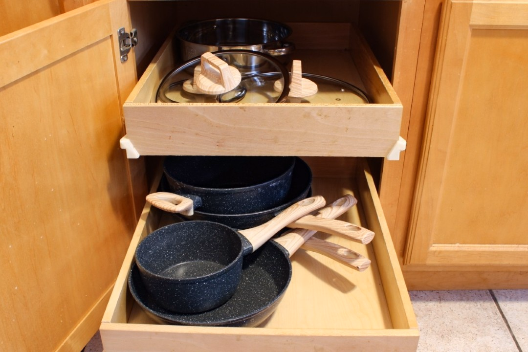 Kitchen - View 18